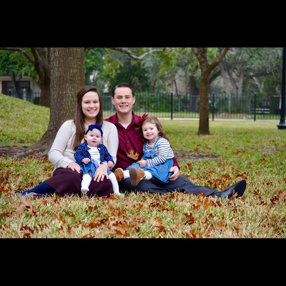 Meet your Posher, Sarah - Picture 3 of 4